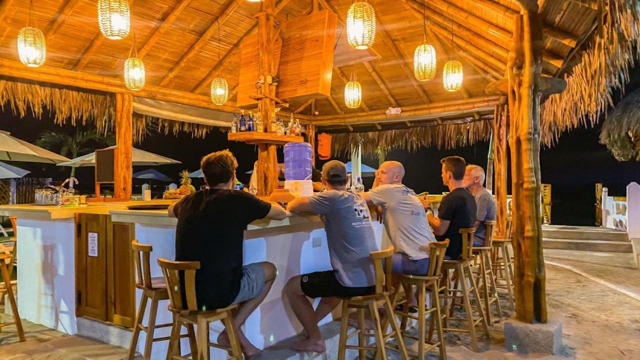 Hanga Roa Hotel Монтаньита Экстерьер фото