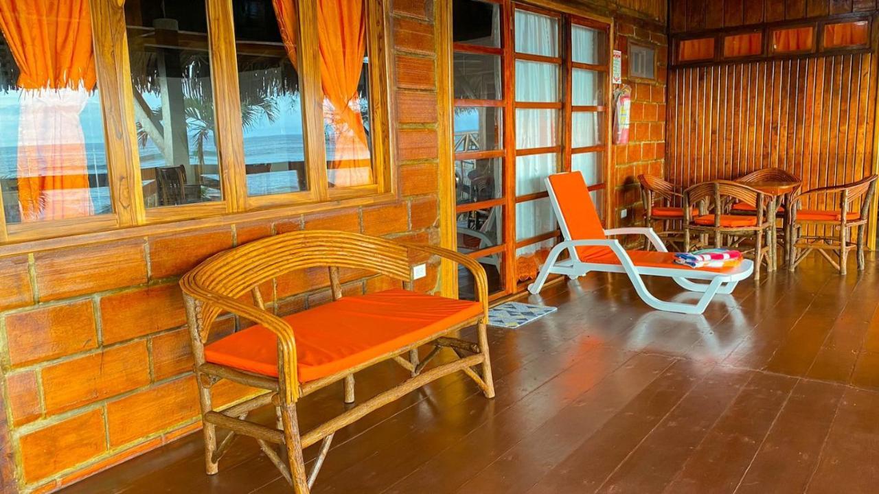 Hanga Roa Hotel Монтаньита Экстерьер фото