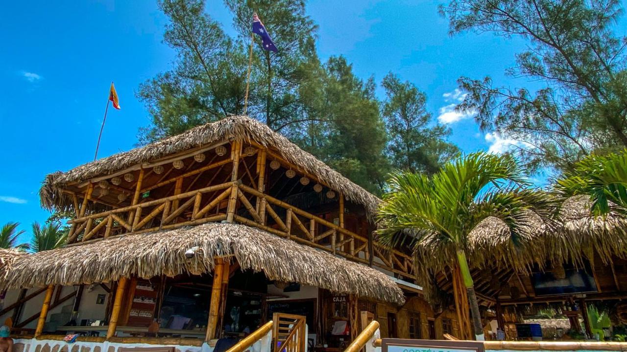 Hanga Roa Hotel Монтаньита Экстерьер фото